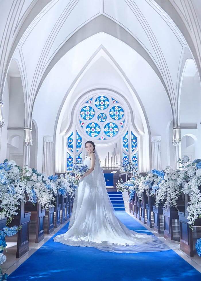 アニヴェルセル 白壁