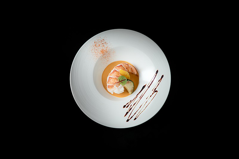 伝統的な日本料理とモダンフレンチが調和