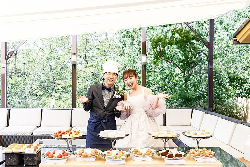 テラスで叶える憧れのデザートブッフェ	