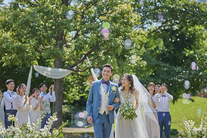 都心とは思えない、緑と開放感を感じるガーデンチャペル