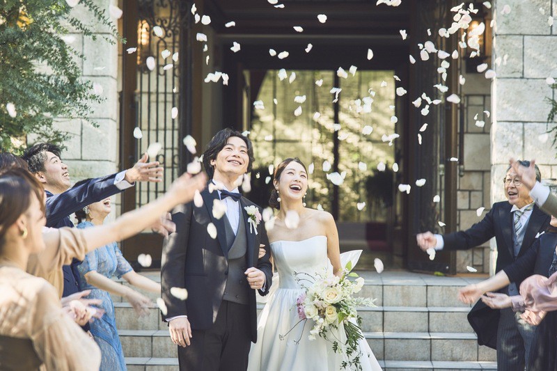 緑に囲まれながら過ごす、静閑な街に佇む独立型チャペル