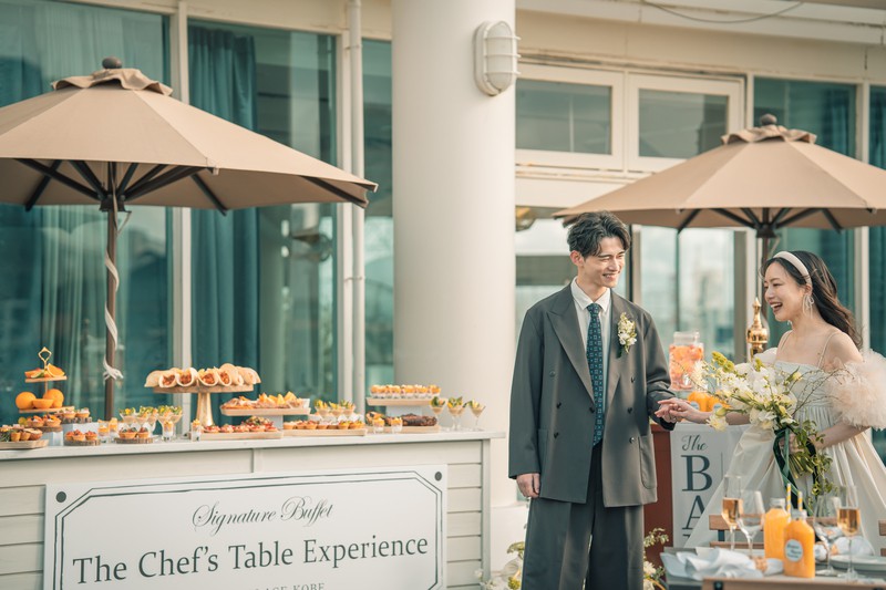 メリケンパークエリアの2階、プライベート感を味わいながら過ごす貸切レストラン。	