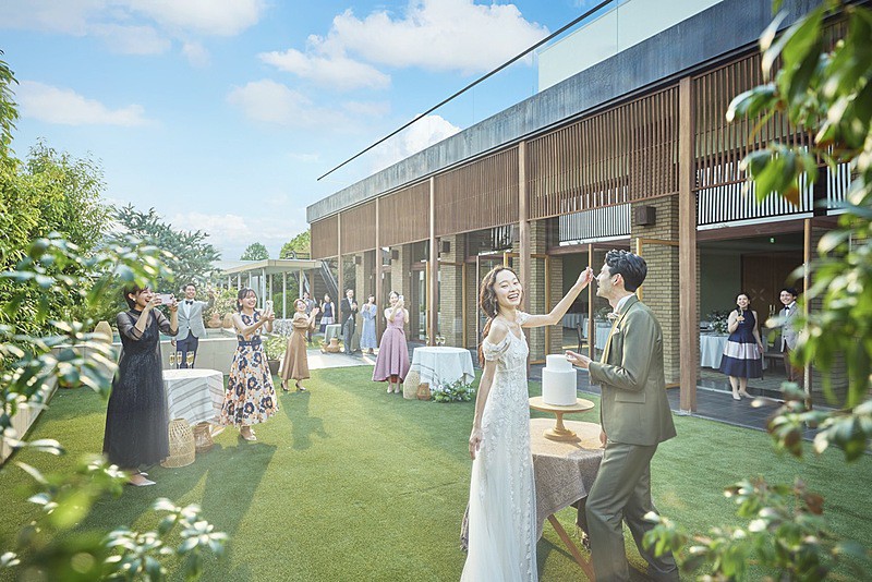 ガーデン付邸宅一軒を一組貸切で叶えるオリジナルウエディング