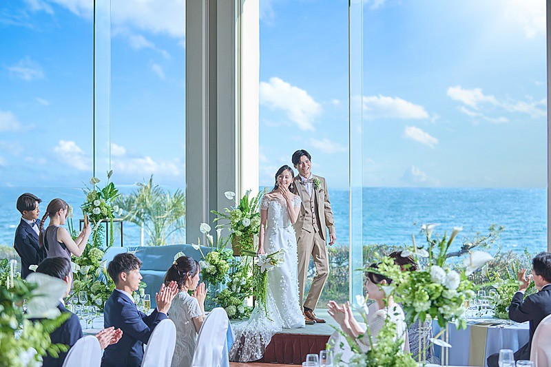 開放感があるパーティー会場	