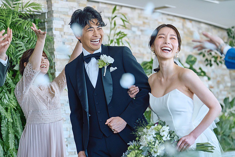 大切な人たちの祝福をたくさん浴びる幸せな時間