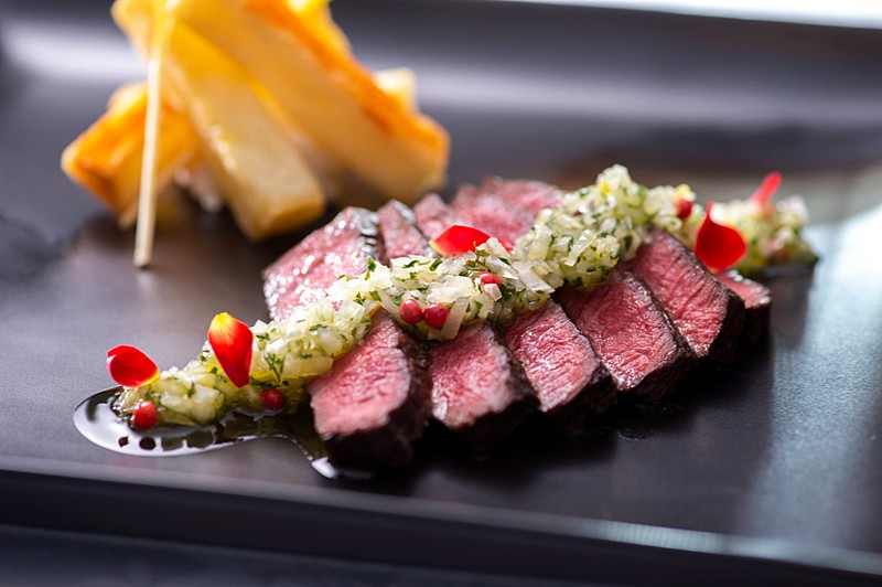 料理の美味しさで“いい結婚式だったね”って言われたくて 