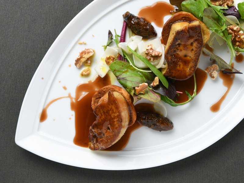 ひらまつが受け継ぐ、素材を尊ぶ料理哲学	