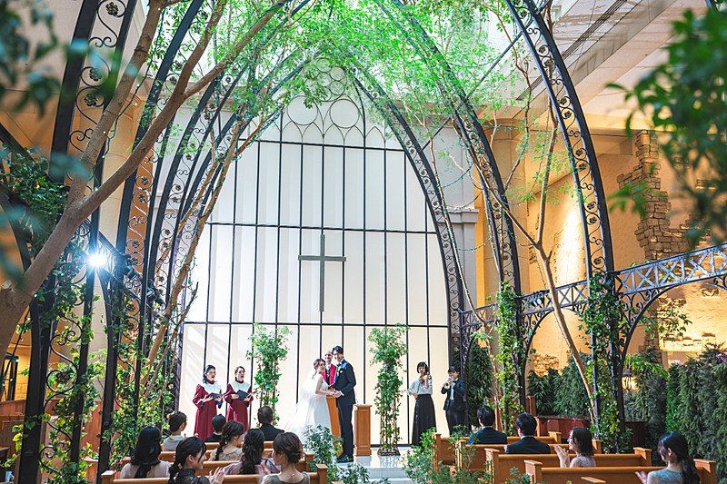 生演奏が感動をもたらす選べる２つの挙式スタイル