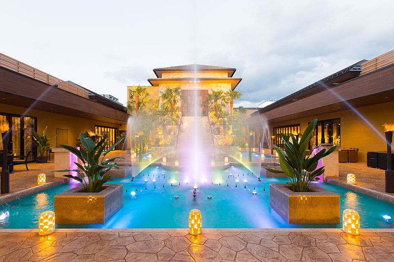 迫力満点ウォーターショー