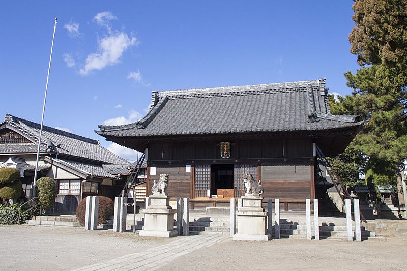 徒歩圏内にある神社で神前式