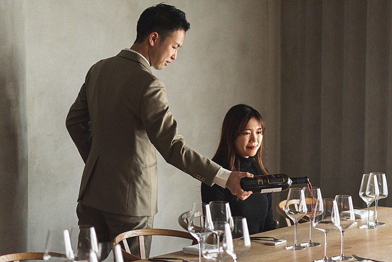 象徴的なテーブル