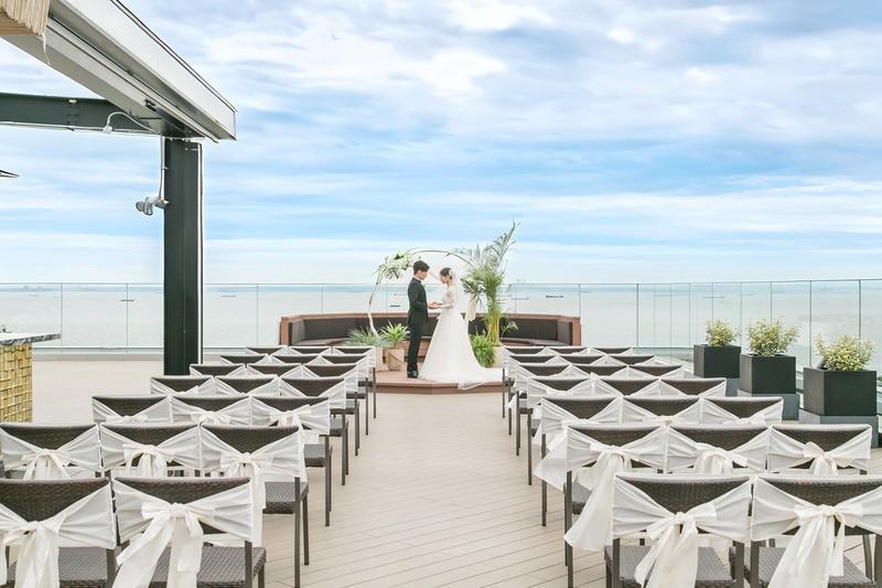 【ルーフトップ挙式】キリスト挙式・人前式 （着席100名まで）