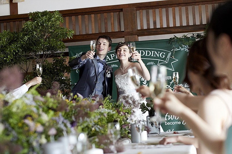 緑あふれるガーデン付のパーティ会場