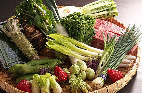 お二人の門出にふさわしい会席料理をご提供