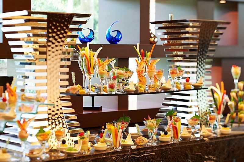 ゲストも笑顔にするケーキやデザートビュッフェ