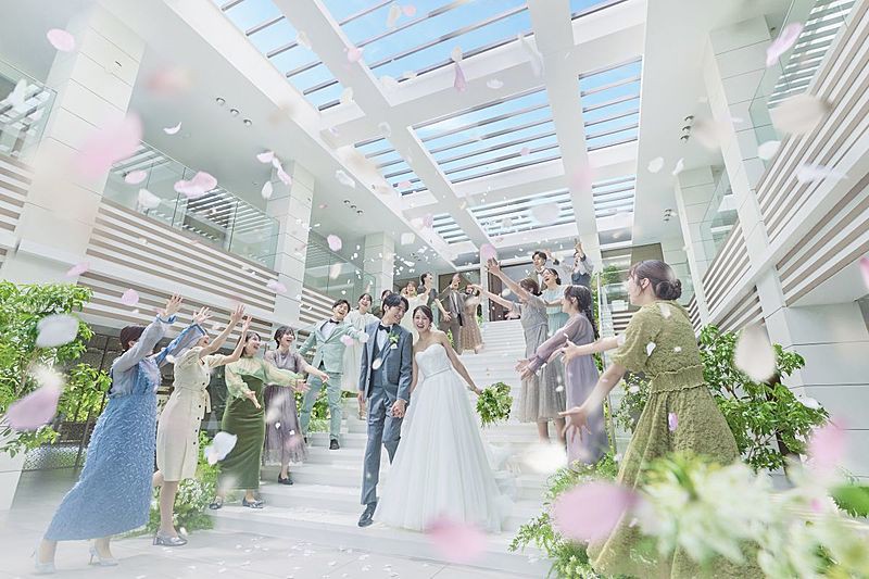 アフターセレモニーは全天候型の大階段で