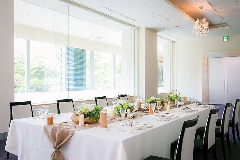 2名～20名様まで個室でご案内できる会場