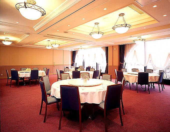 15名～50名まで貸切でご案内できる会場