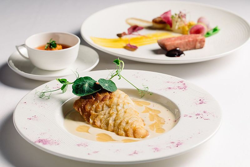 様々なスタイルでの会食