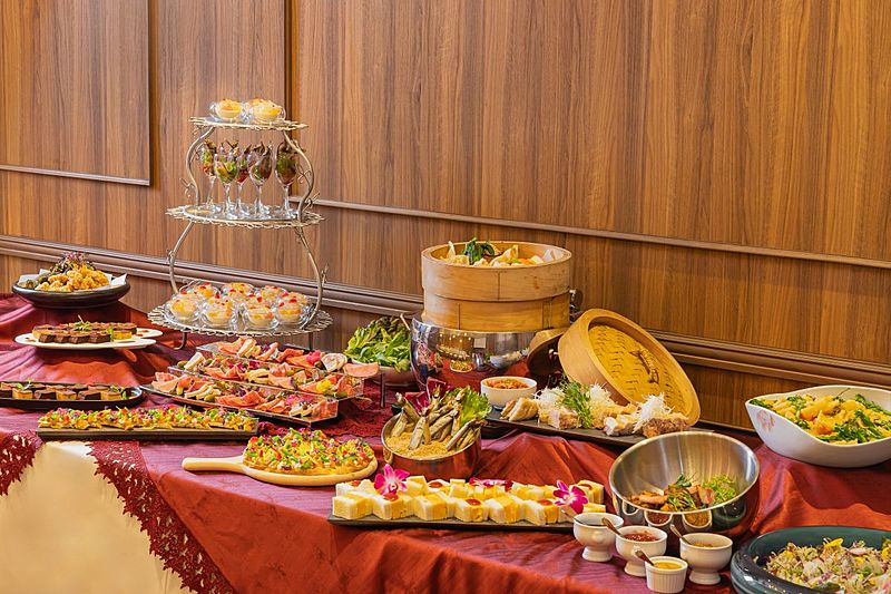 様々なスタイルでの会食