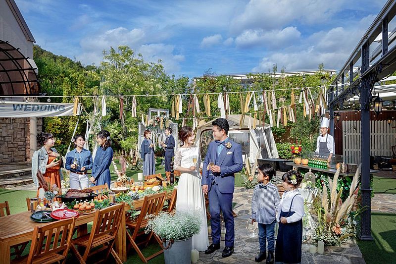 ガーデンでの料理の提供も可能