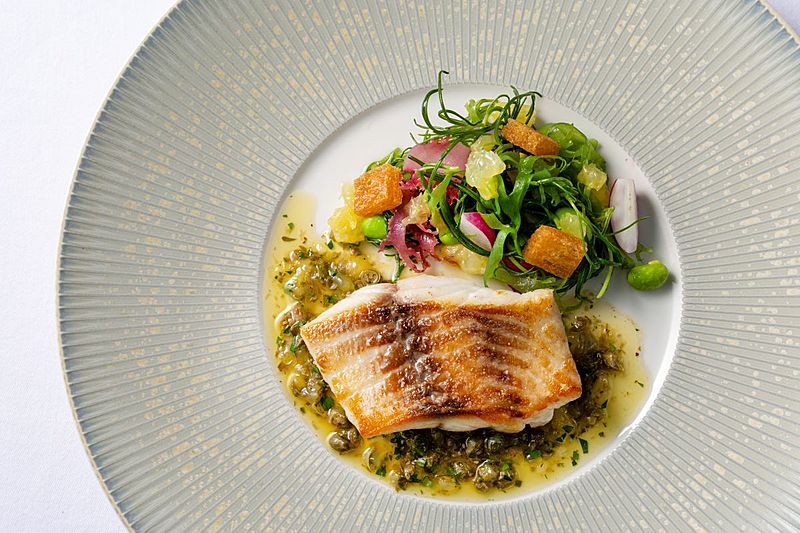 アラン・デュカスのビジョンから生まれた軽やかで繊細な味わい