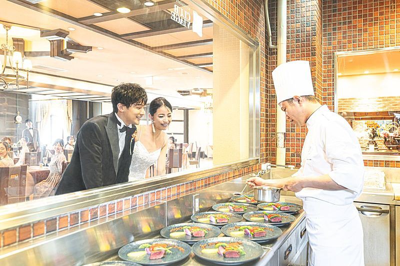 日々腕を磨くレストラン専属シェフが手掛けるコースメニュー