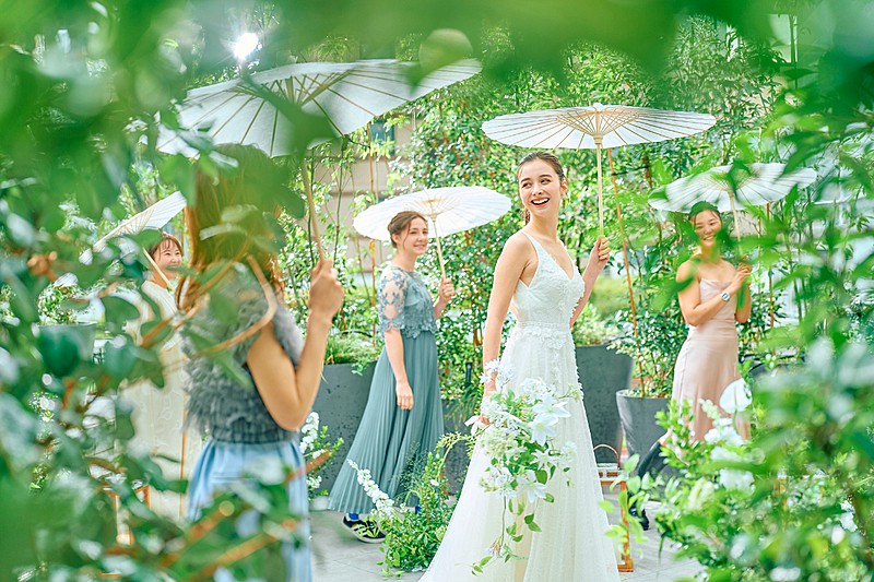 都心にありながら開放的なガーデンでのセレモニー