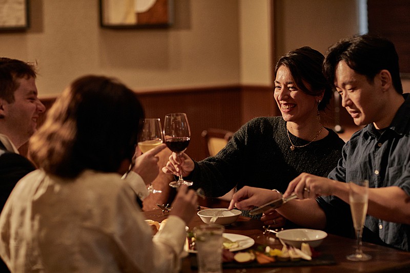 久しぶりに会う友人たちとアフターパーティー