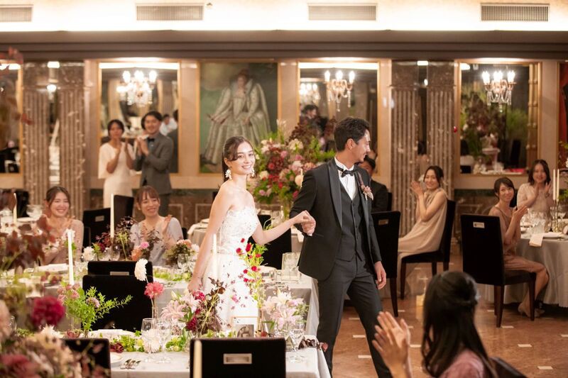 ガーデンを併設し、屋内外を自由に行き来できる開放的な空間