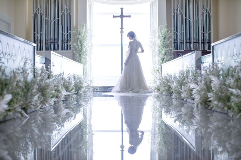 レインボーブリッジと東京の街並みを一望する海と空が主役の特等席