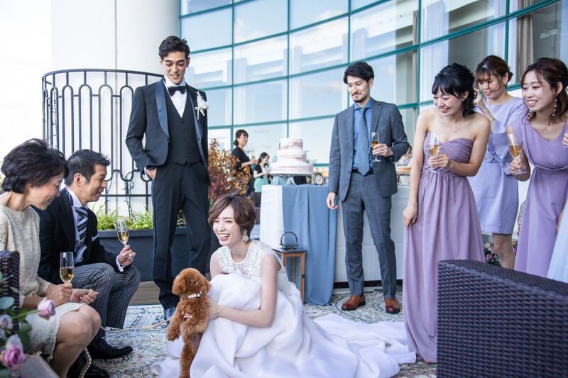 海と空が溶け合うオープンテラスで都内屈指のパノラマを独占