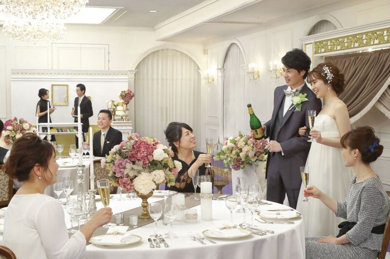 自由に色味を変化させることができるバンケット