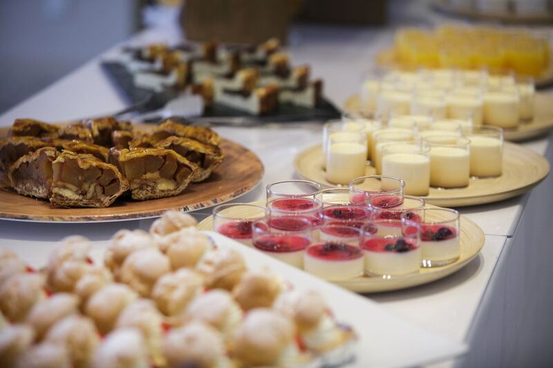 進行や予算に合わせてご提案する、様々なビュッフェスタイル