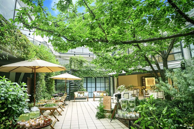 グリーンデザイナーが手掛けた贅沢なガーデンが彩る