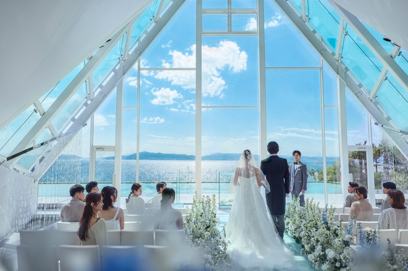 神戸の海を望む「水のチャペル」