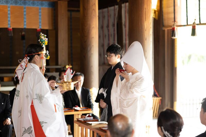 厳かな神前結婚式