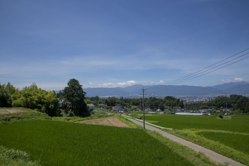 山並みと空が奏でる、ここでしか出逢えない絶景