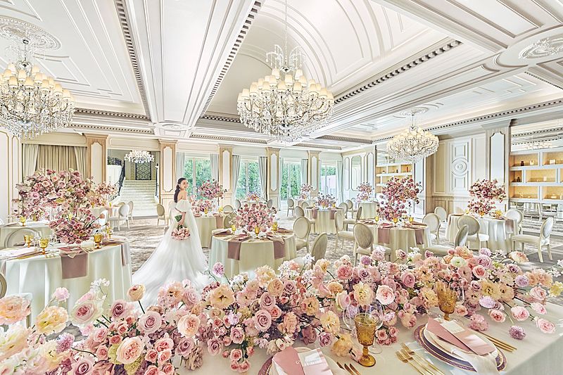 華やかな時を刻む2つの選べる貸切邸宅