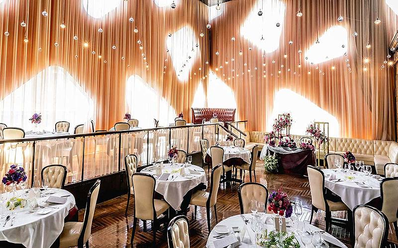 【東京駅至近】一日一組限定の上質なレストランウェディング