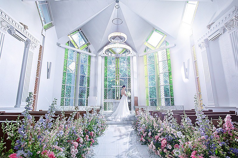 城山の森に守られたチャペルで誓うオリジナルセレモニー