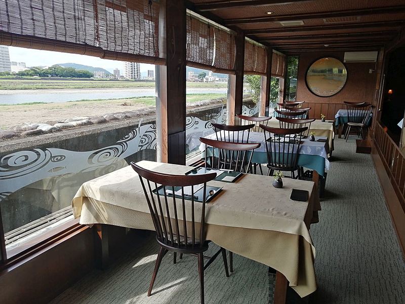 長良川河畔レストランウェディング