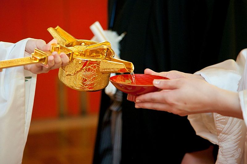 三々九度による人前式