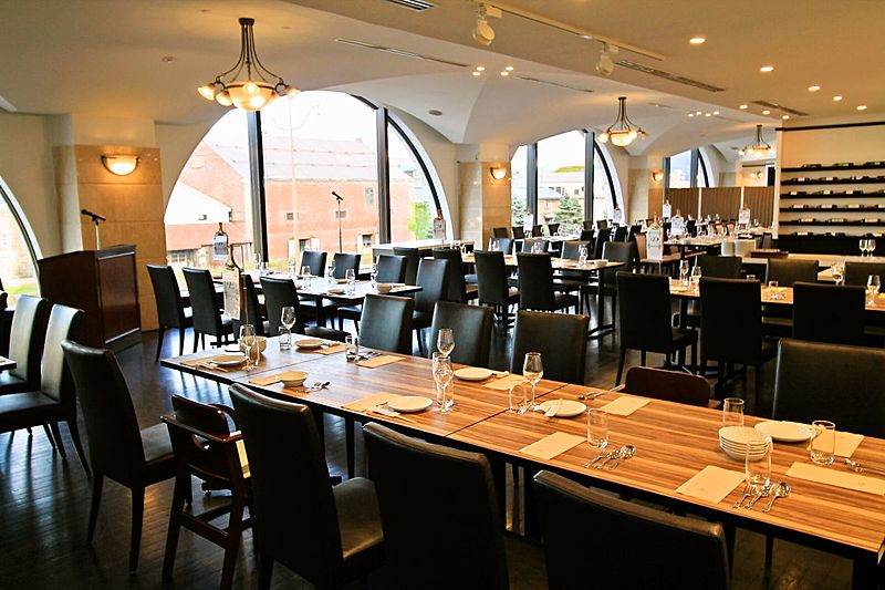 おふたりに合わせて様々な食事会場をご提案