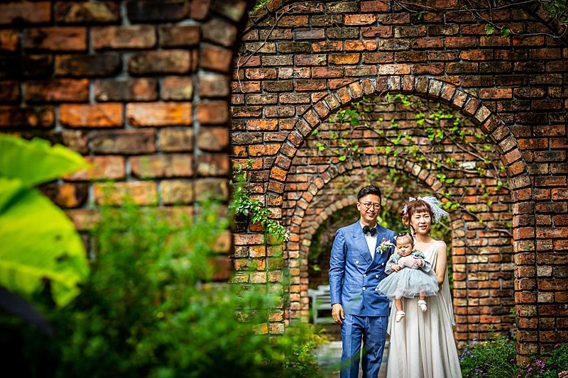 ヨーロッパの街並みのような園内