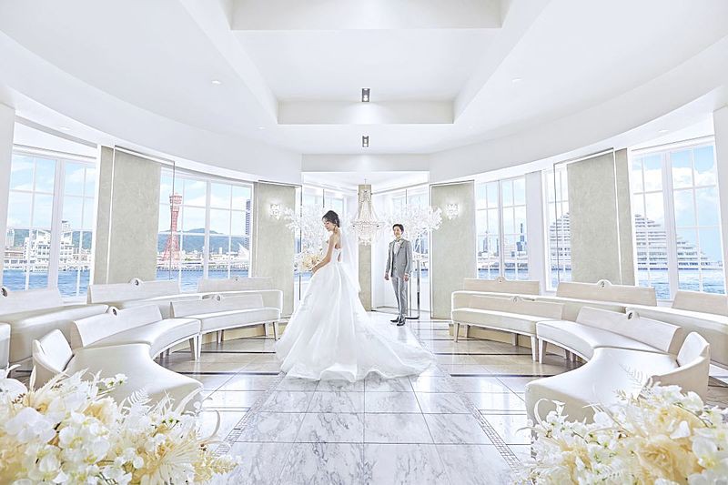 神戸の海を眺めるチャペル