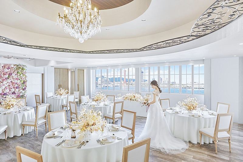 シンプル＆モダンなパーティ会場