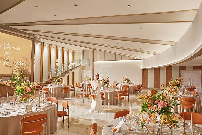 Le Core（ル・クア）360度の鮮やかなLEDパネル＆スクリーン