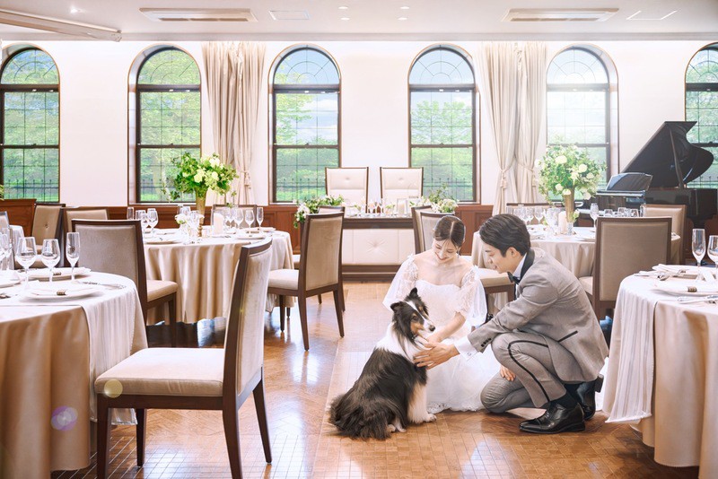 全館ペットOK、挙式・パーティーに参加が可能
