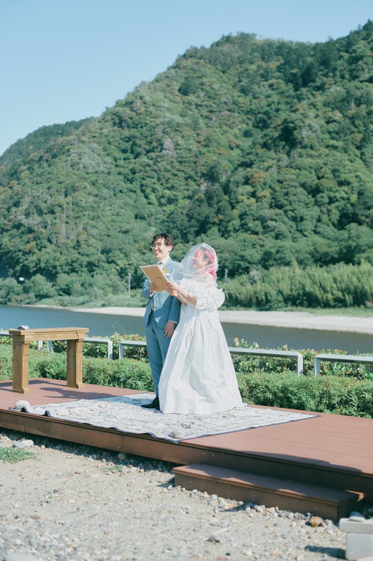 自然の中で挙式